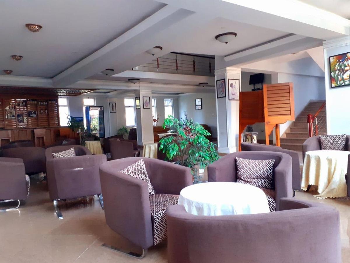 Amenities Hotel 亚的斯亚贝巴 外观 照片
